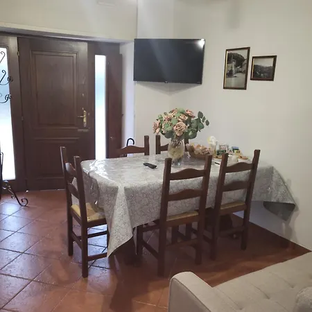 Mini House